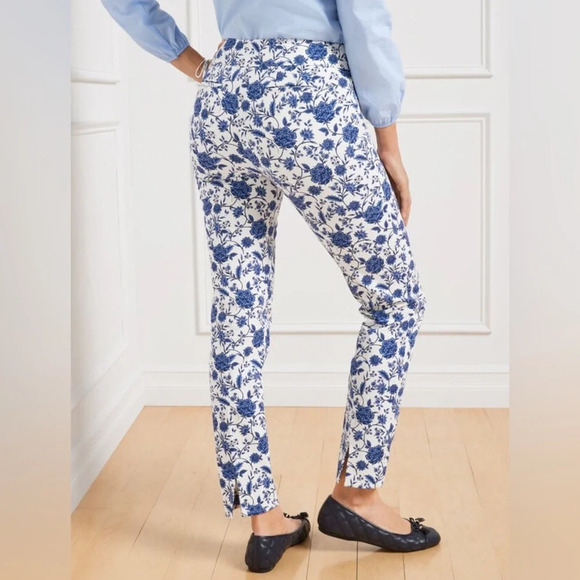 TALBOTS CHATHAM ANKLE PANTS - VIBRANT FLORAL SZ 16 - Picture 2 of 8